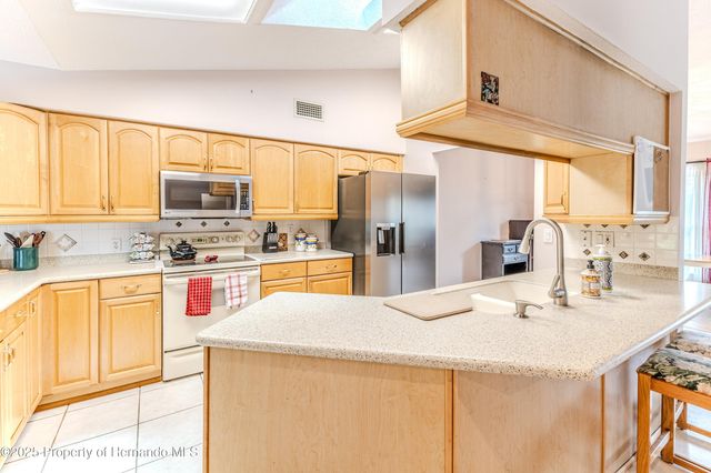 9075 Mazette Road, Spring Hill, FL 34613