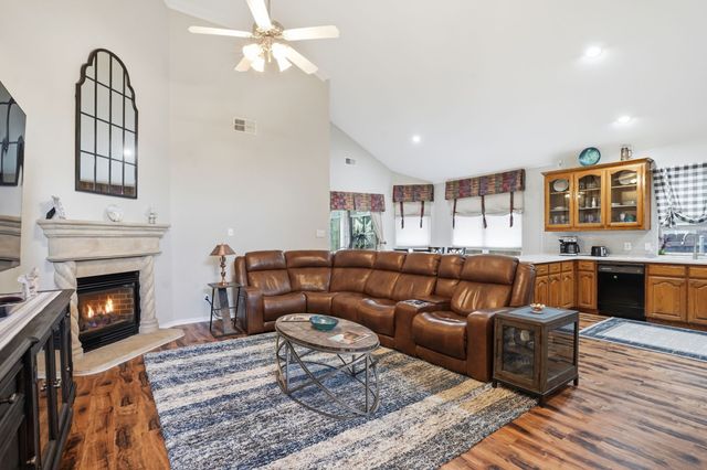 4766 Emerald Trace Way, Fort Worth, TX 76244