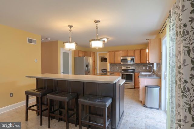 14 TOWER DR, Elizabethtown, PA 17022