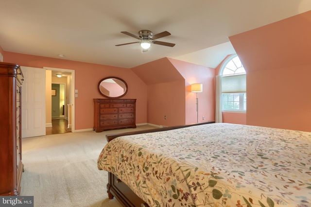 14 TOWER DR, Elizabethtown, PA 17022