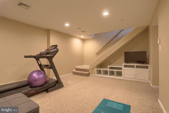 14 TOWER DR, Elizabethtown, PA 17022