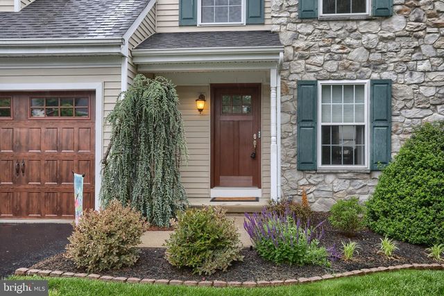 14 TOWER DR, Elizabethtown, PA 17022