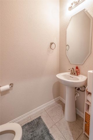 2318 N Red Slate Drive, Rosharon, TX 77583