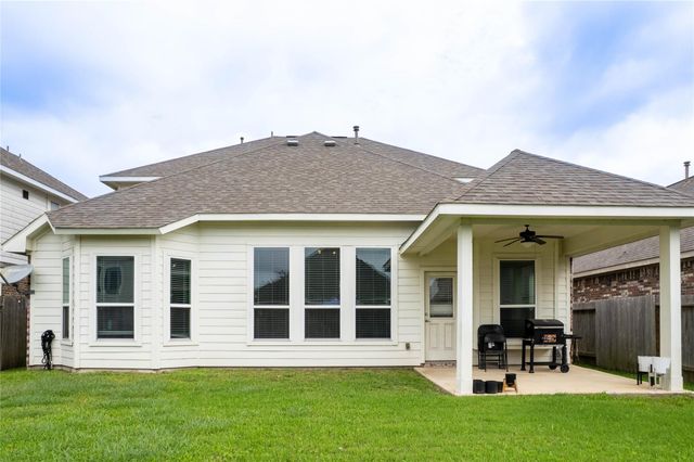 2318 N Red Slate Drive, Rosharon, TX 77583
