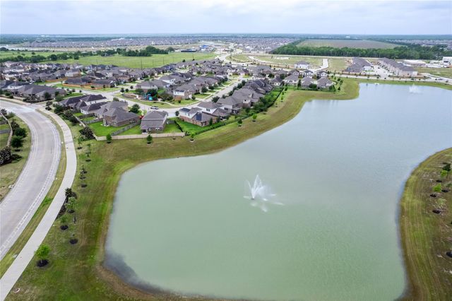 2318 N Red Slate Drive, Rosharon, TX 77583