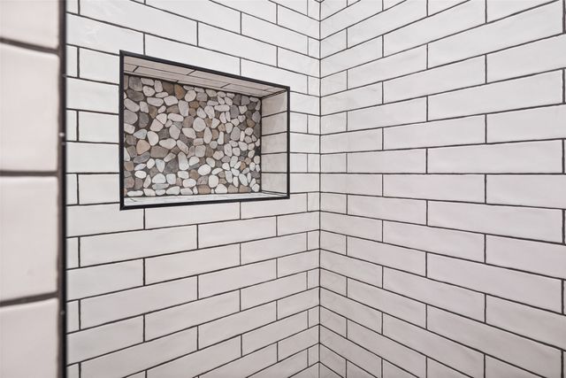 4608 Eagle Nest Court, Granbury, TX 76048