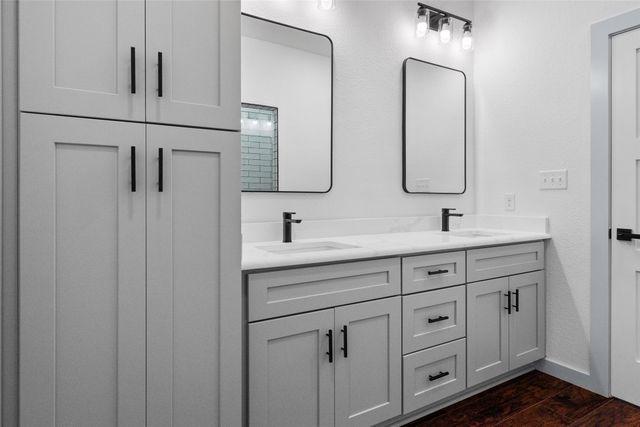 4608 Eagle Nest Court, Granbury, TX 76048