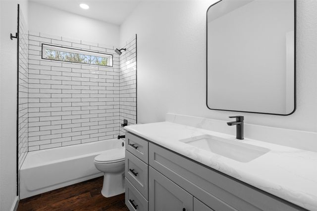 4608 Eagle Nest Court, Granbury, TX 76048