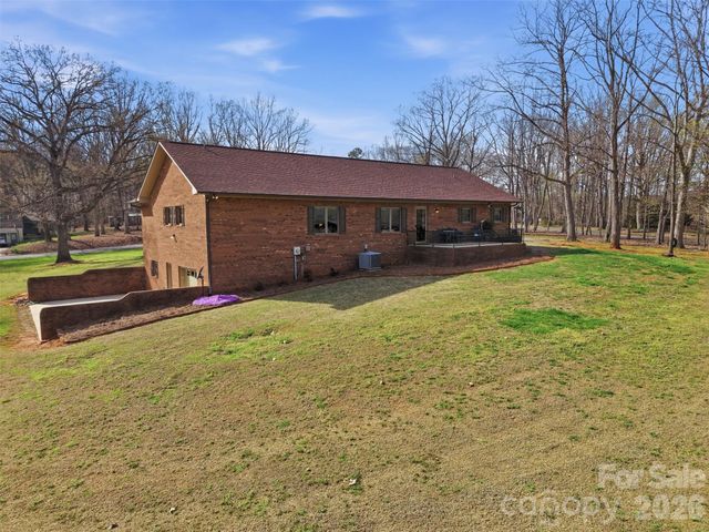 328 Davidson Court, Taylorsville, NC 28681