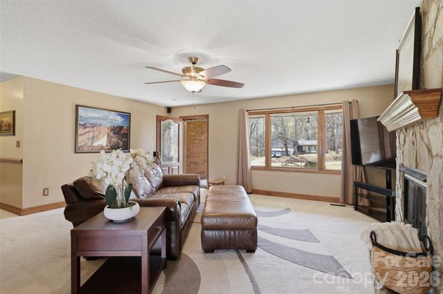 328 Davidson Court, Taylorsville, NC 28681