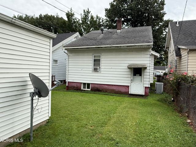 1955 Kelsey Avenue, Toledo, OH 43605