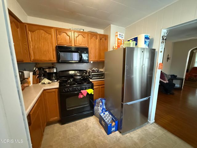 1955 Kelsey Avenue, Toledo, OH 43605