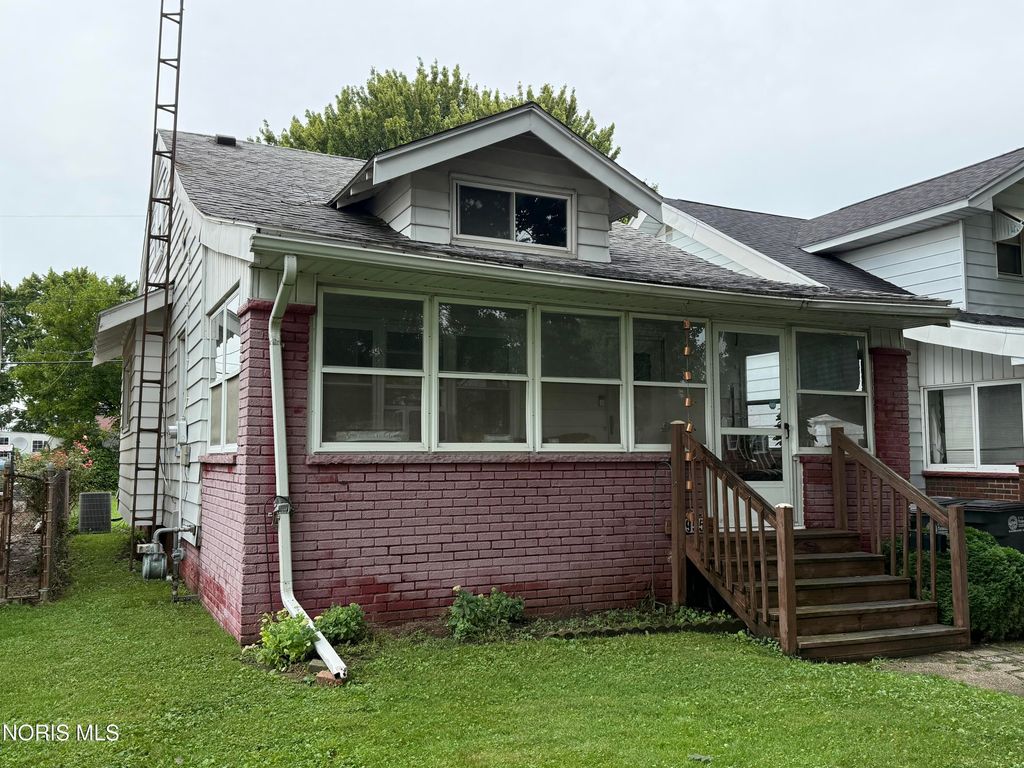 1955 Kelsey Avenue, Toledo, OH 43605
