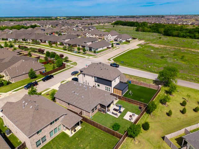 709 Bent Brook Road, Oak Point, TX 75068