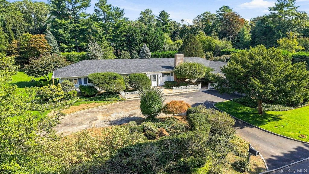 1 Cornwells Beach Road, Port Washington, NY 11050 — photo 5