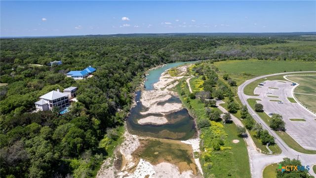 135 Wainscot Oak Way, San Marcos, TX 78666