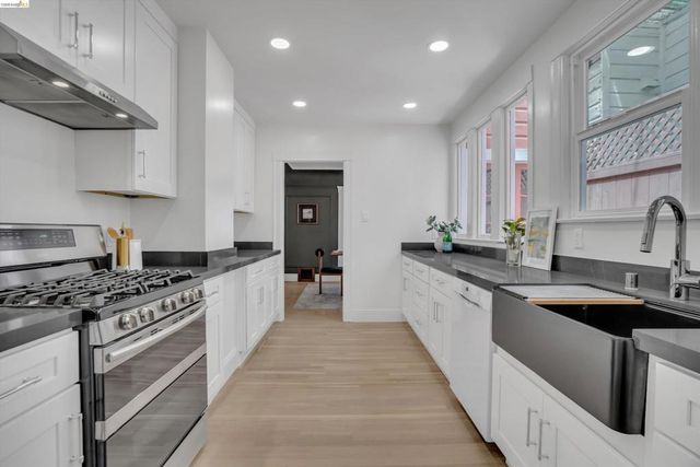 2312 35Th Ave, San Francisco, CA 94116