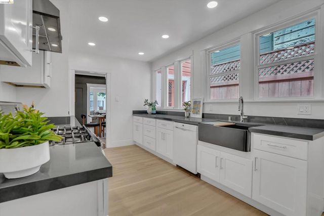 2312 35Th Ave, San Francisco, CA 94116