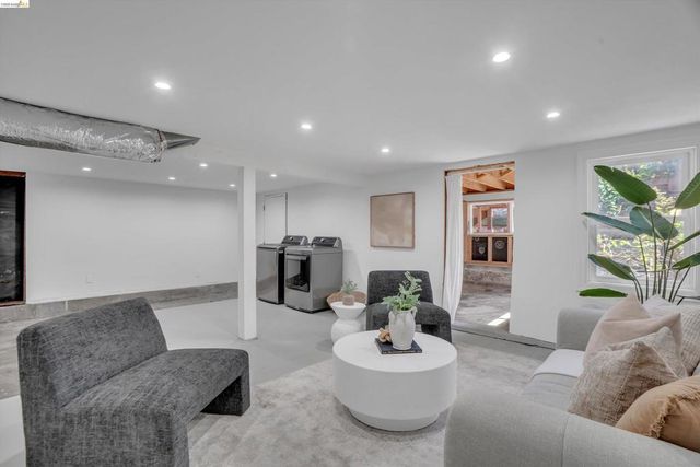2312 35Th Ave, San Francisco, CA 94116