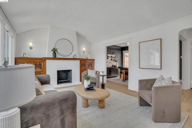 2312 35Th Ave, San Francisco, CA 94116