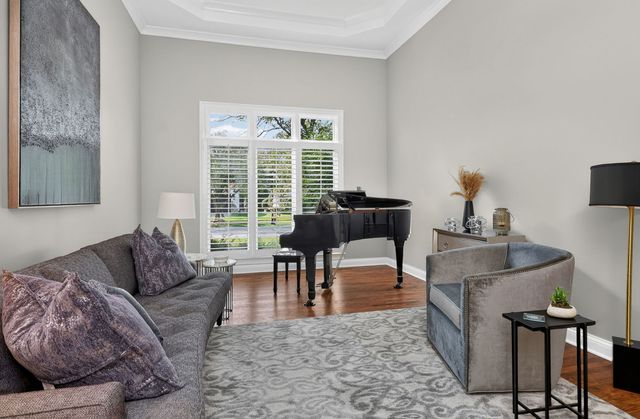 2439 Fawn Lake Circle, Naperville, IL 60564