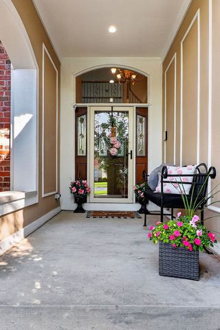 2439 Fawn Lake Circle, Naperville, IL 60564