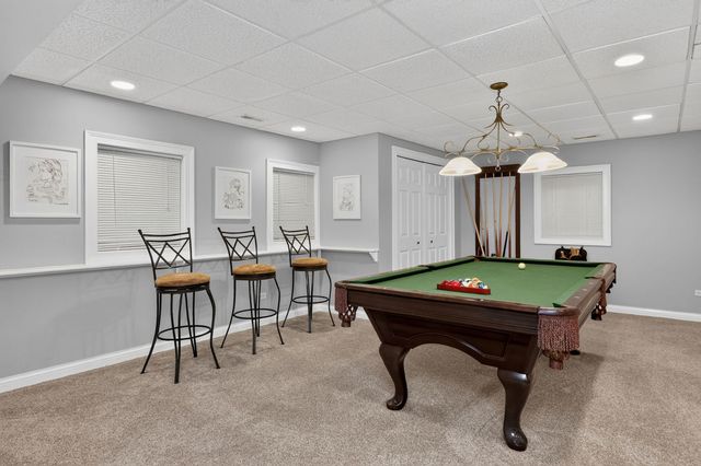2439 Fawn Lake Circle, Naperville, IL 60564