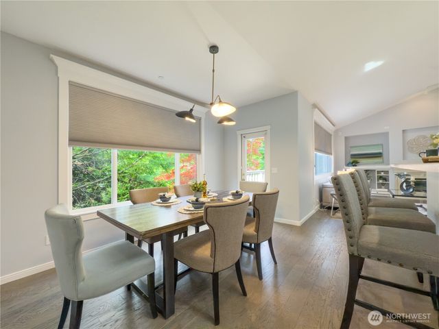 4196 248th Court SE #62, Sammamish, WA 98029