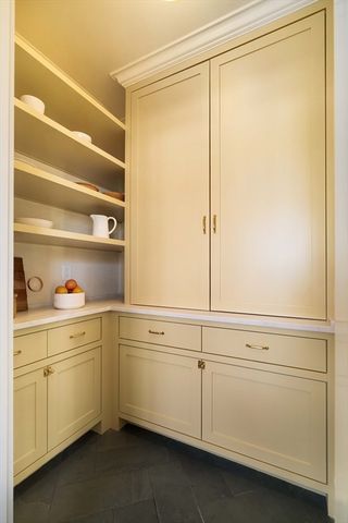 23 Ellery Street 23, Cambridge, MA 02138