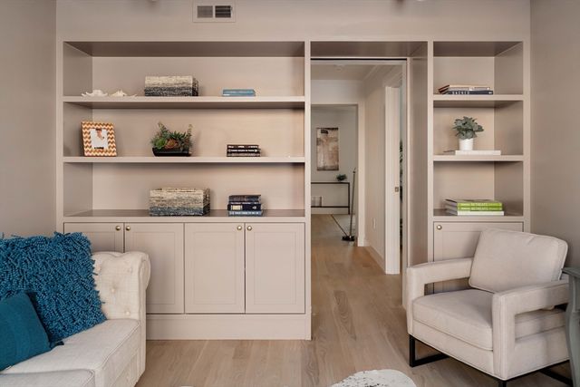 23 Ellery Street 23, Cambridge, MA 02138