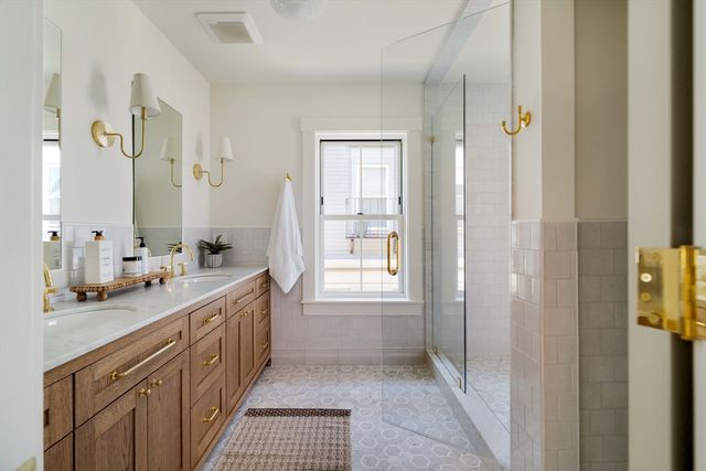 23 Ellery Street 23, Cambridge, MA 02138