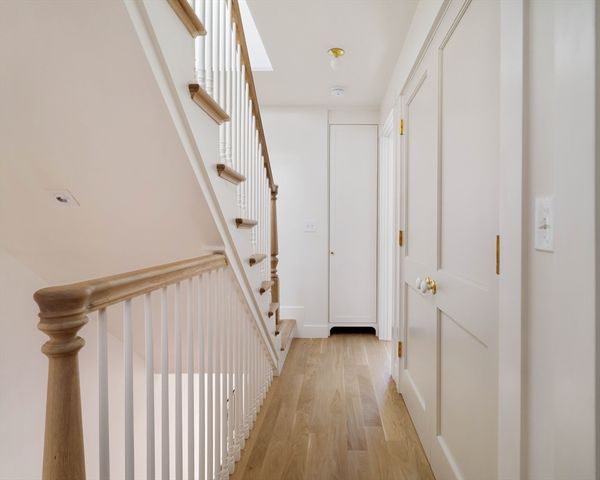 23 Ellery Street 23, Cambridge, MA 02138