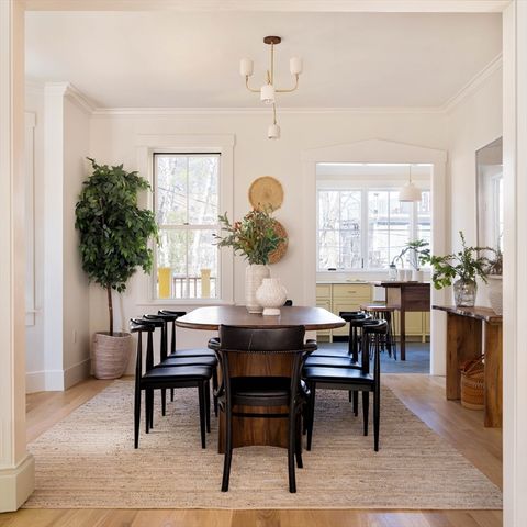 23 Ellery Street 23, Cambridge, MA 02138