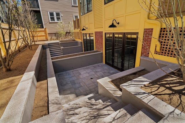 23 Ellery Street 23, Cambridge, MA 02138