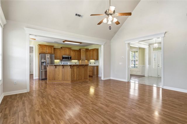 3473 Grapevine Drive, Tontitown, AR 72762