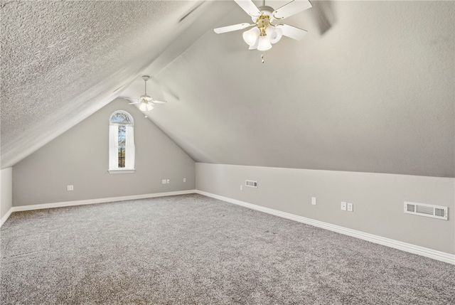 3473 Grapevine Drive, Tontitown, AR 72762