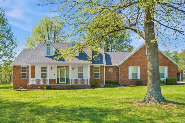 3473 Grapevine Drive, Tontitown, AR 72762