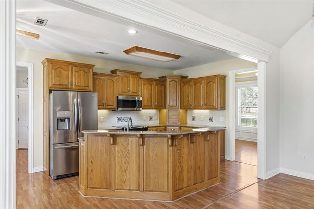 3473 Grapevine Drive, Tontitown, AR 72762