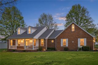 3473 Grapevine Drive, Tontitown, AR 72762