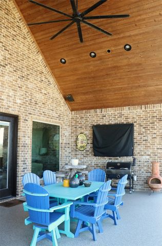 23670 Champion Dr, Lindale, TX 75771