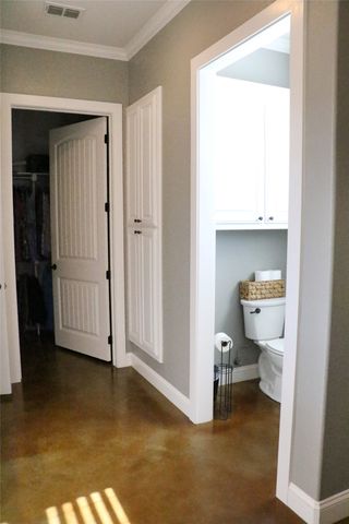 23670 Champion Dr, Lindale, TX 75771