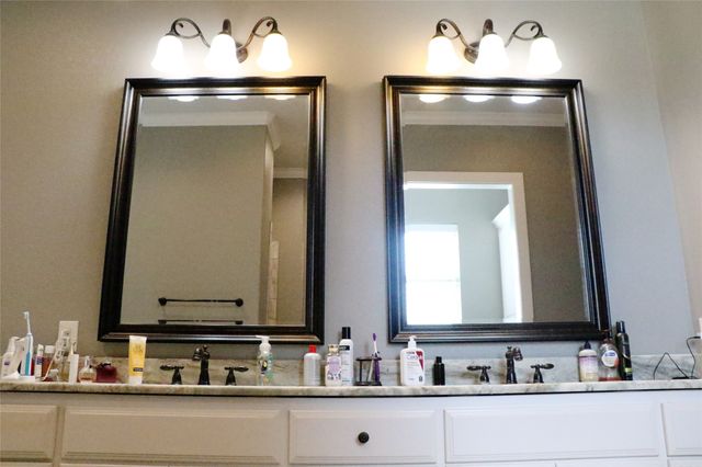 23670 Champion Dr, Lindale, TX 75771