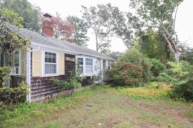 64 Sunset Ln, Dennis, MA 02670