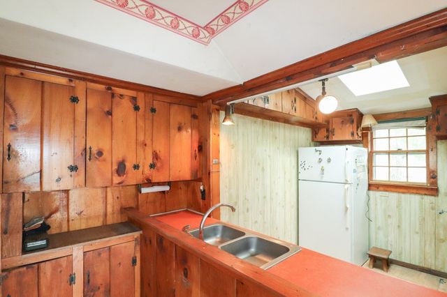 64 Sunset Ln, Dennis, MA 02670