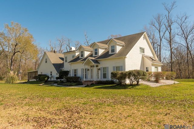 1045 Daisy Ave, St Gabriel, LA 70776