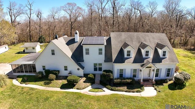 1045 Daisy Ave, St Gabriel, LA 70776