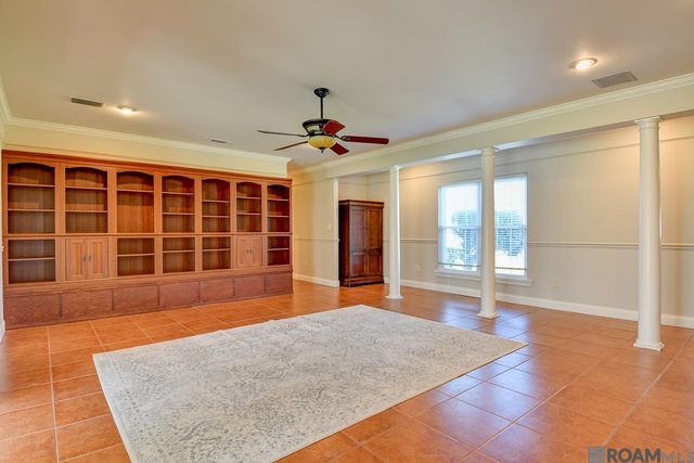 1045 Daisy Ave, St Gabriel, LA 70776