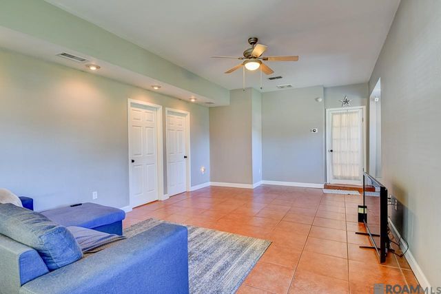 1045 Daisy Ave, St Gabriel, LA 70776