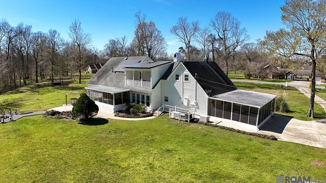 1045 Daisy Ave, St Gabriel, LA 70776