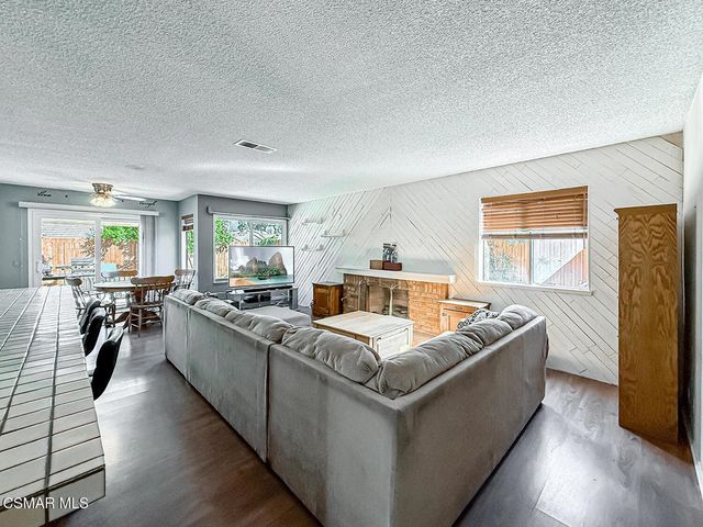 564 Strauss Drive, Newbury Park, CA 91320